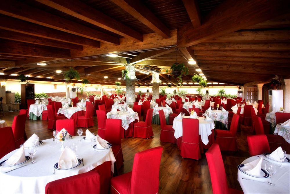Bed and Breakfast Complejo Aldeola Мальпика Экстерьер фото
