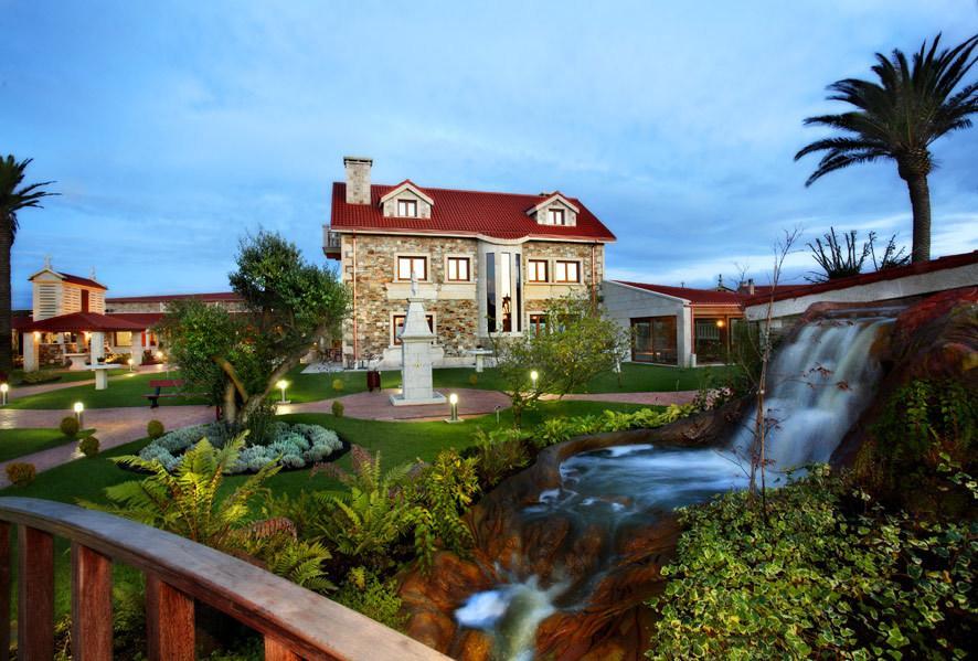 Bed and Breakfast Complejo Aldeola Мальпика Экстерьер фото
